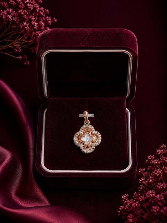 925 Sterling Silver Floral Sparkle Pendant