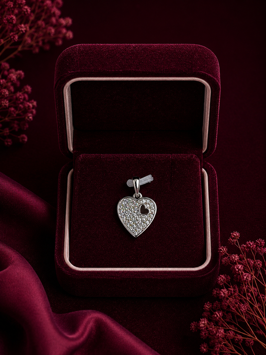 925 Sterling Silver Sparkling Heart Pendant
